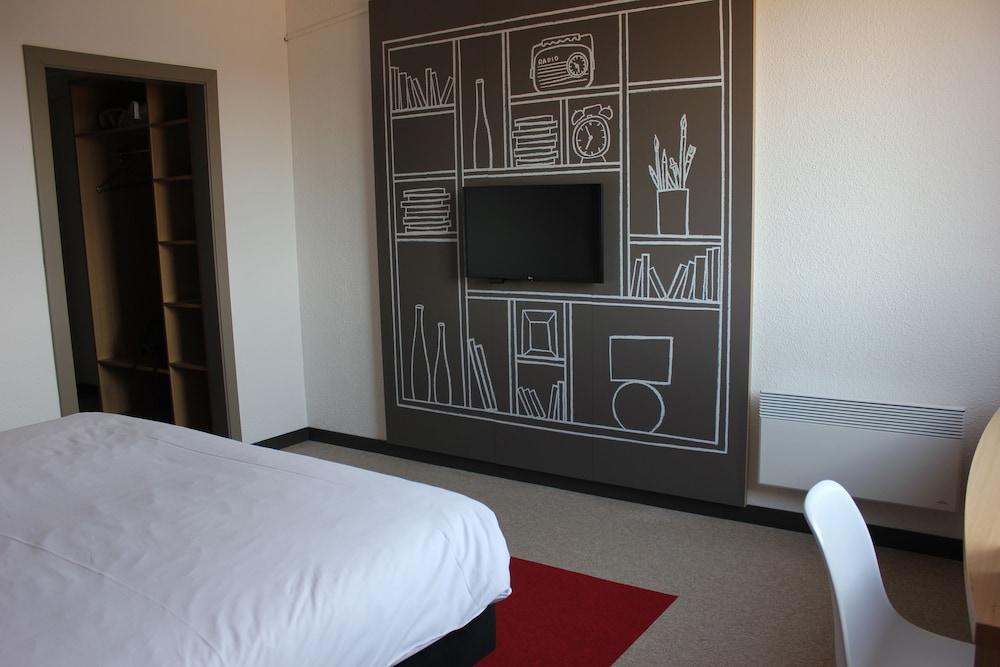 B&B Hotel Mons Gare Екстер'єр фото