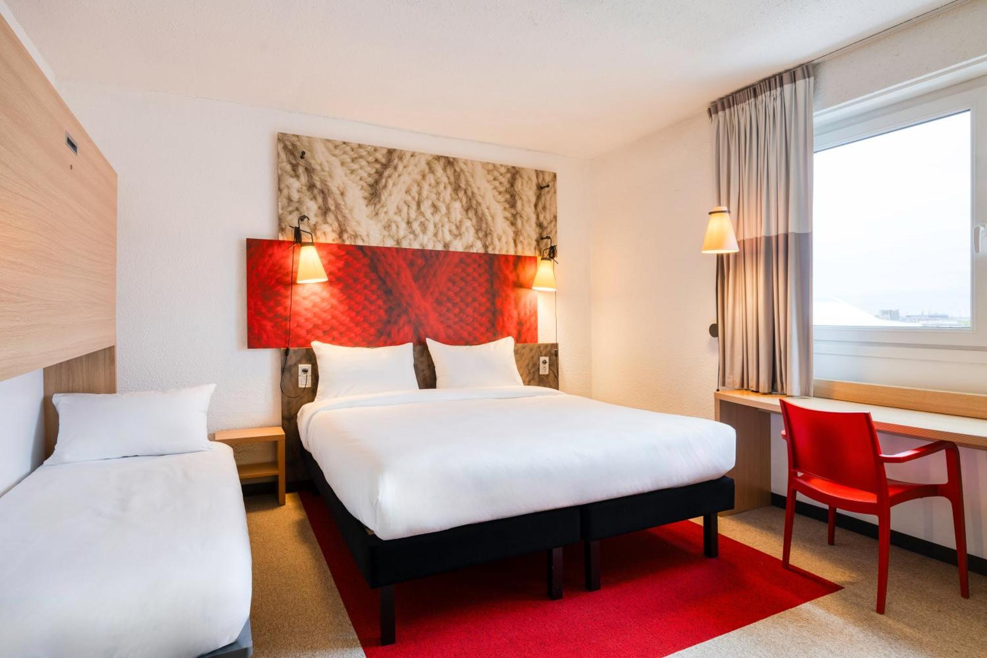 B&B Hotel Mons Gare Екстер'єр фото